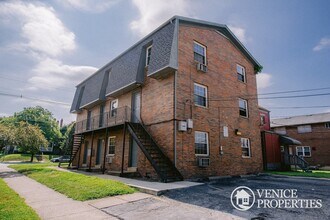Building Photo - 1669 N 4th St