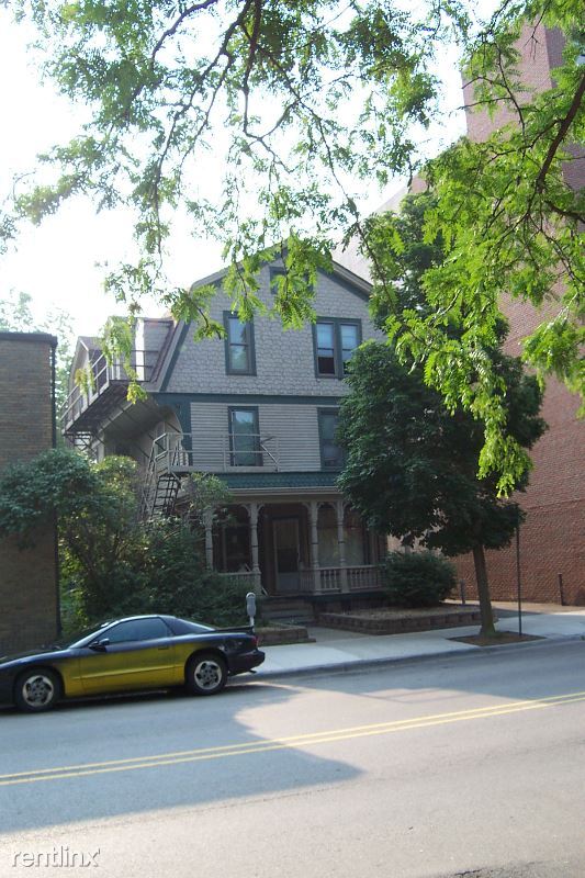 Primary Photo - 311 Thompson St