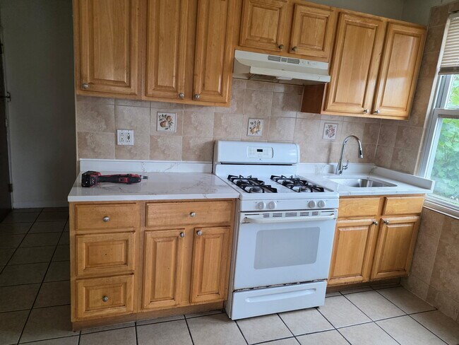 Foto del edificio - 960-962 Grove St