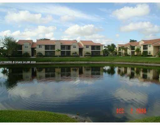 Foto principal - 1269 SW 46th Ave