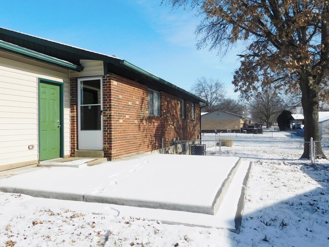 Foto del edificio - 2288 Kingsford Dr