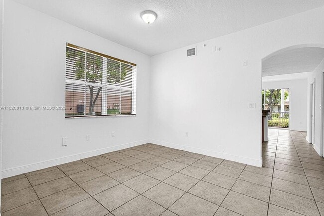 Building Photo - 8882 W Flagler St