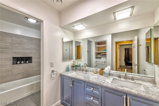 Foto del edificio - 1489 Santa Anita Dr