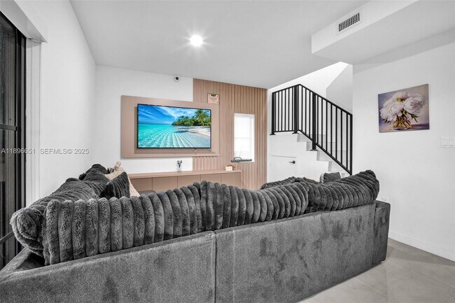 Foto del edificio - 1337 NW 3rd St