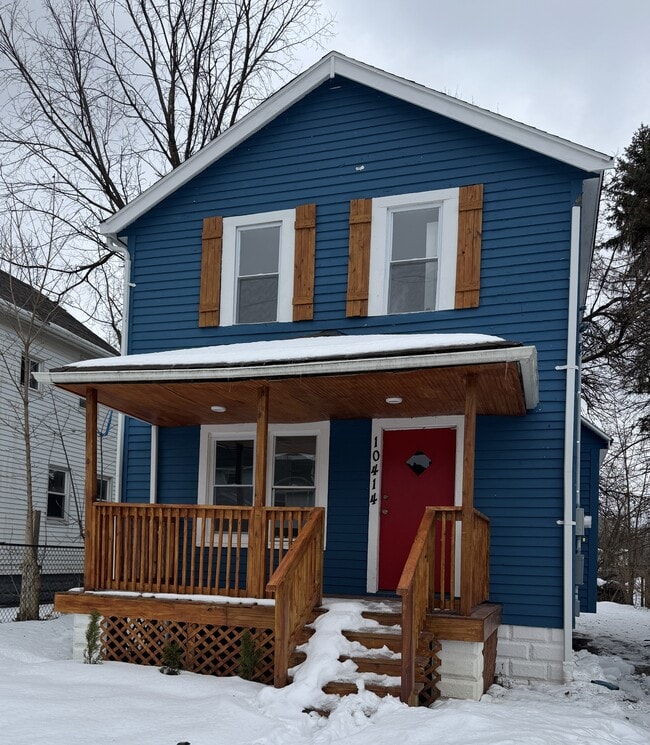 Building Photo - 10414 Nelson Ave