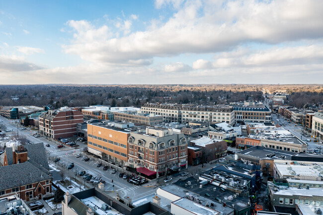 Looking North West - 180 Pierce St