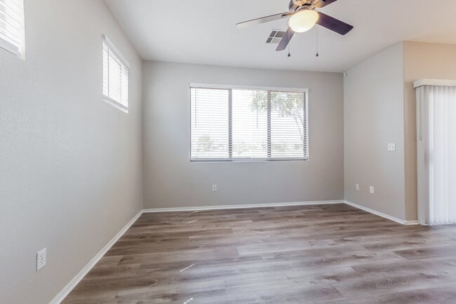 Foto del edificio - 1312 S Boulder Ct