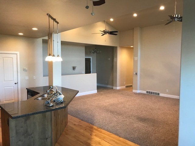 Foto del edificio - 6 Bd/3 Ba Single Family Home in West Haven