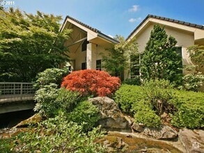 Building Photo - 6645 W Burnside Rd