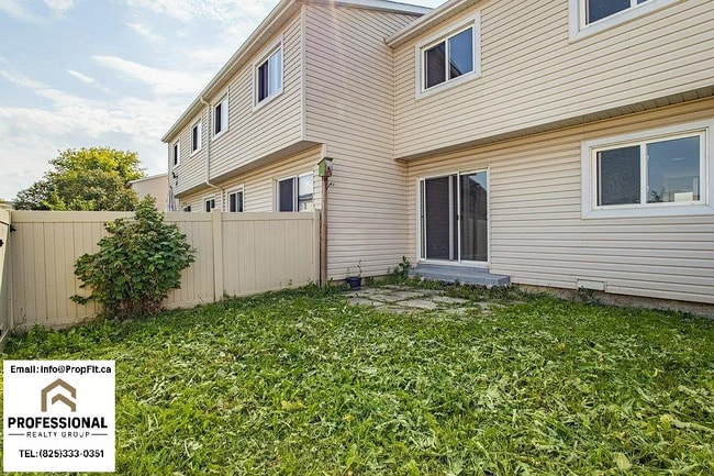 Building Photo - 124 Centennial Crt NW