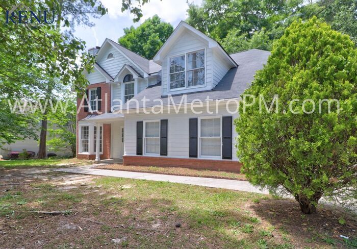 Primary Photo - Now Available! 4 bedrooms 2.5 baths