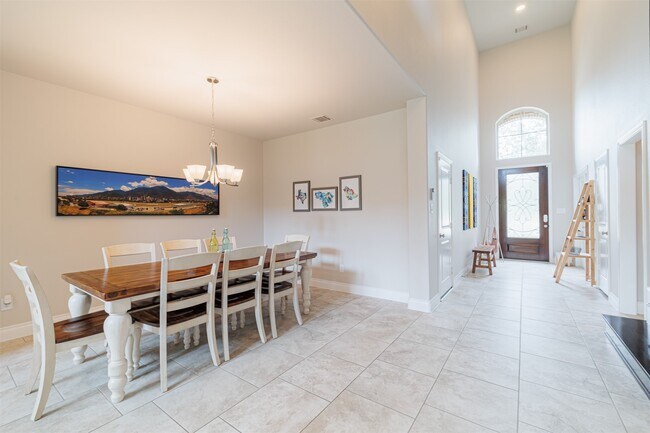 Foto del edificio - 3530 Auburn Creek Cir