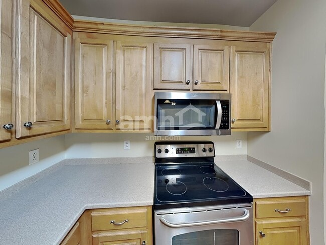 Building Photo - 2042 Keene Cir