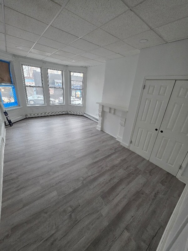 Building Photo - 718 E 18th St