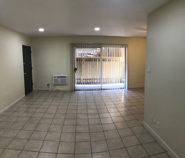 Foto del edificio - 14609 Saticoy St