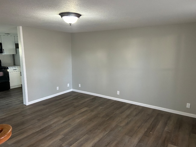 Foto del edificio - 1618 Pat Dr