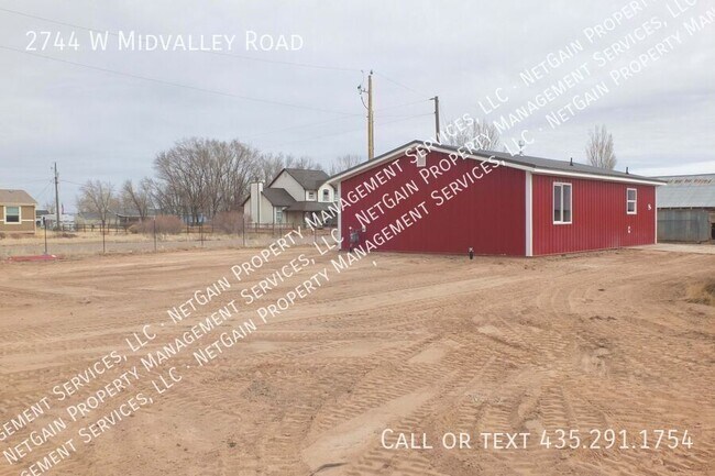 Foto del edificio - 2744 W Midvalley Rd
