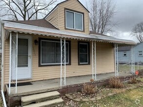 Building Photo - 13870 Couwlier Ave
