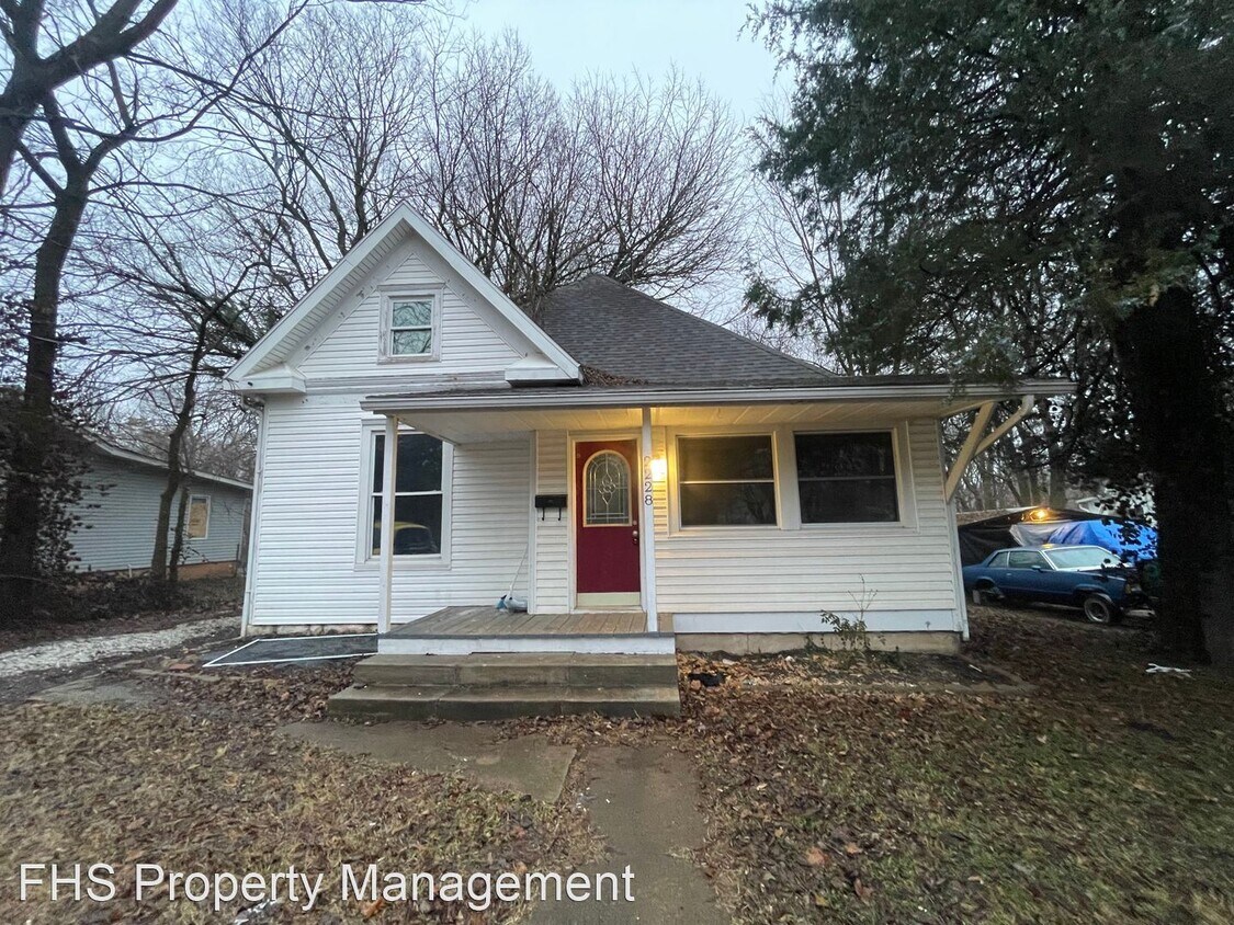 Primary Photo - 3 br, 2 bath House - 2228 N Concord