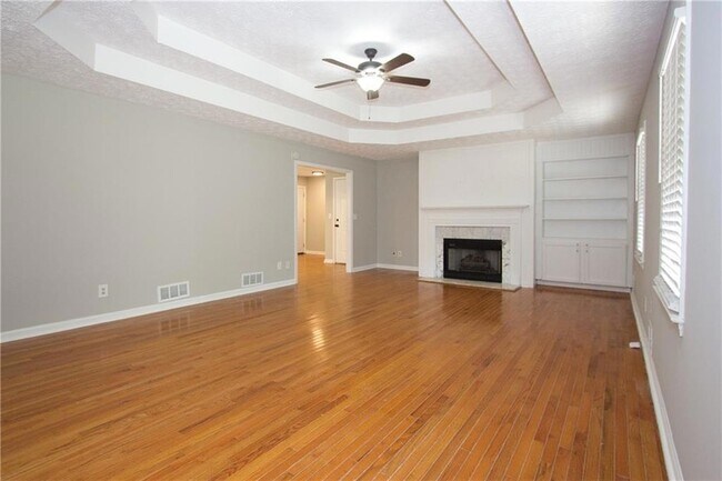 Building Photo - 374 McGiboney Rd