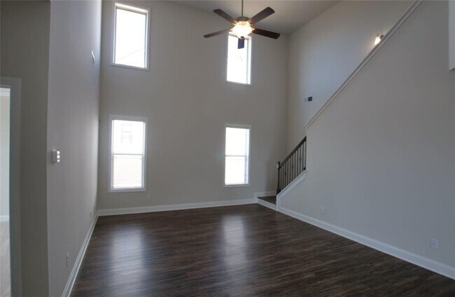 Building Photo - 520 Wood Point Way