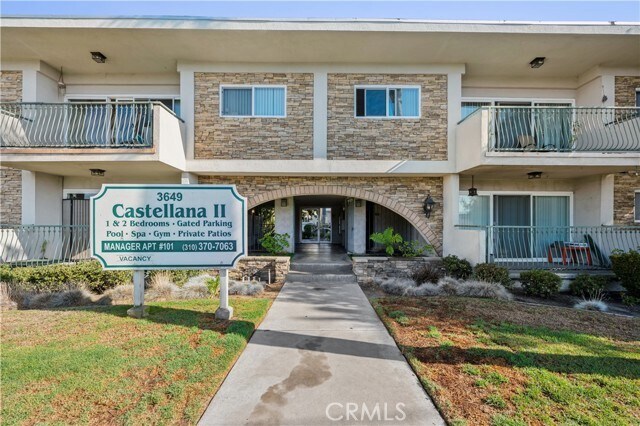 Foto principal - 3649 Emerald St