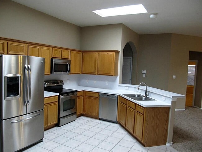 Building Photo - 5104 Big Spring Dr