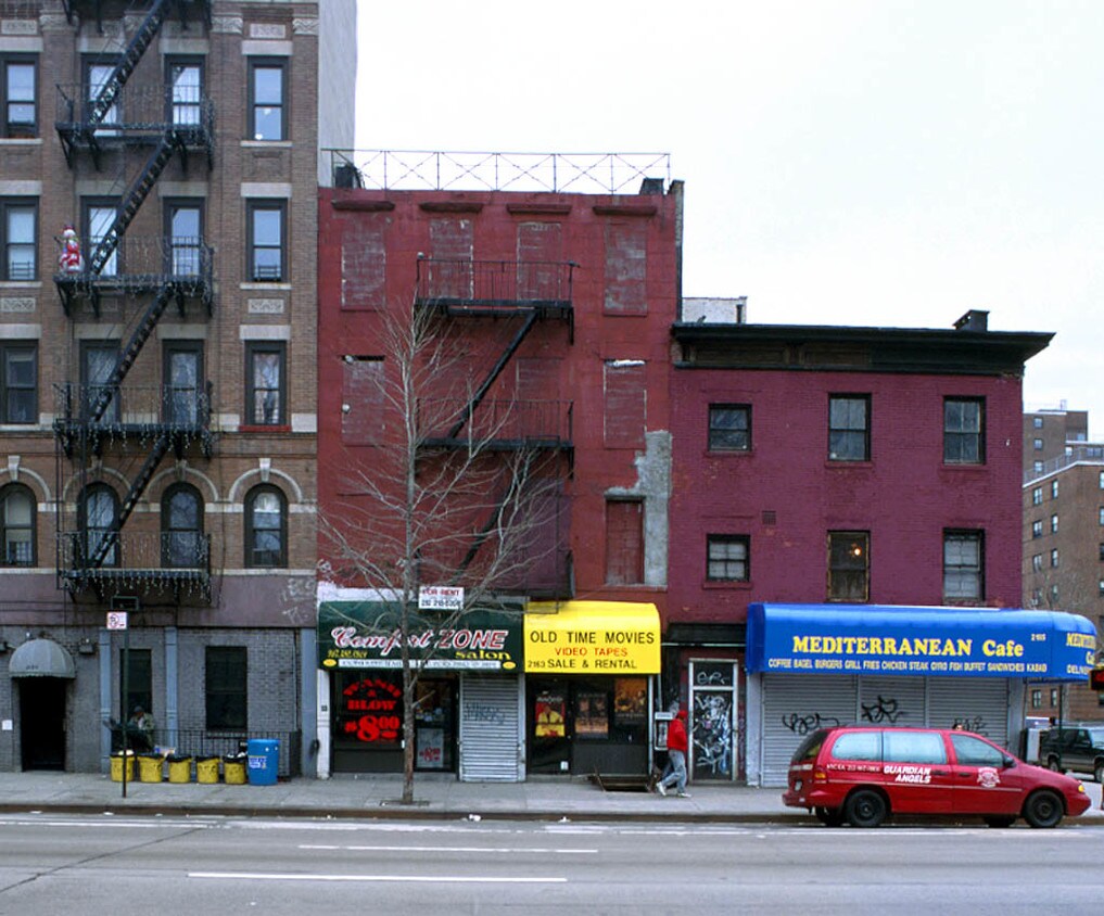 Foto del edificio - 2163 First Ave