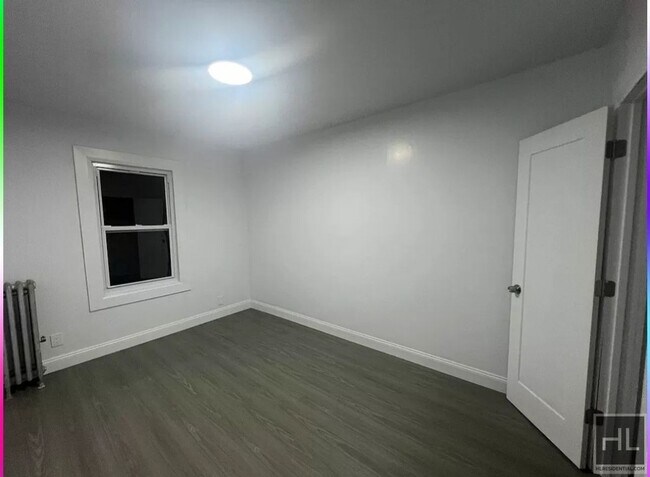 Foto del edificio - HAWTREE STREET