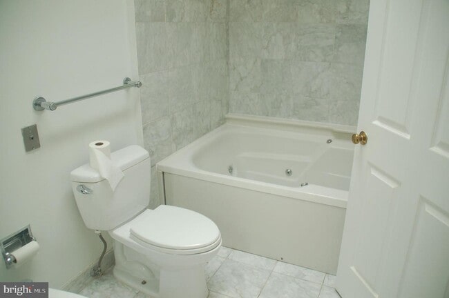 Building Photo - 4317 Duncan Dr
