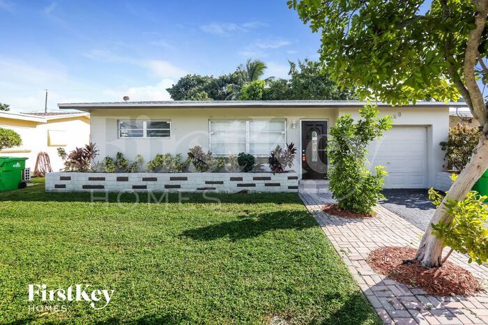 Foto principal - 9110 NW 25th Ct