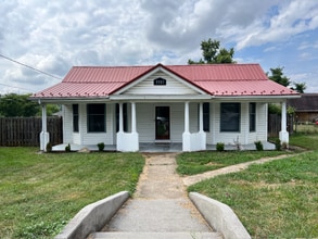 Building Photo - 1117 2nd St