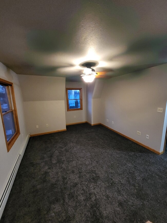 Building Photo - 367 Amory St