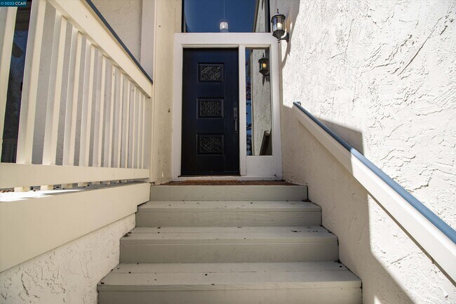Building Photo - 1744 Spyglass Ln