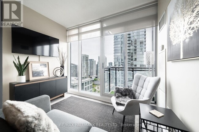 Photo du bâtiment - 25 Capreol Ct