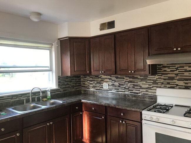 Foto del edificio - 6542 N Hoyne Ave