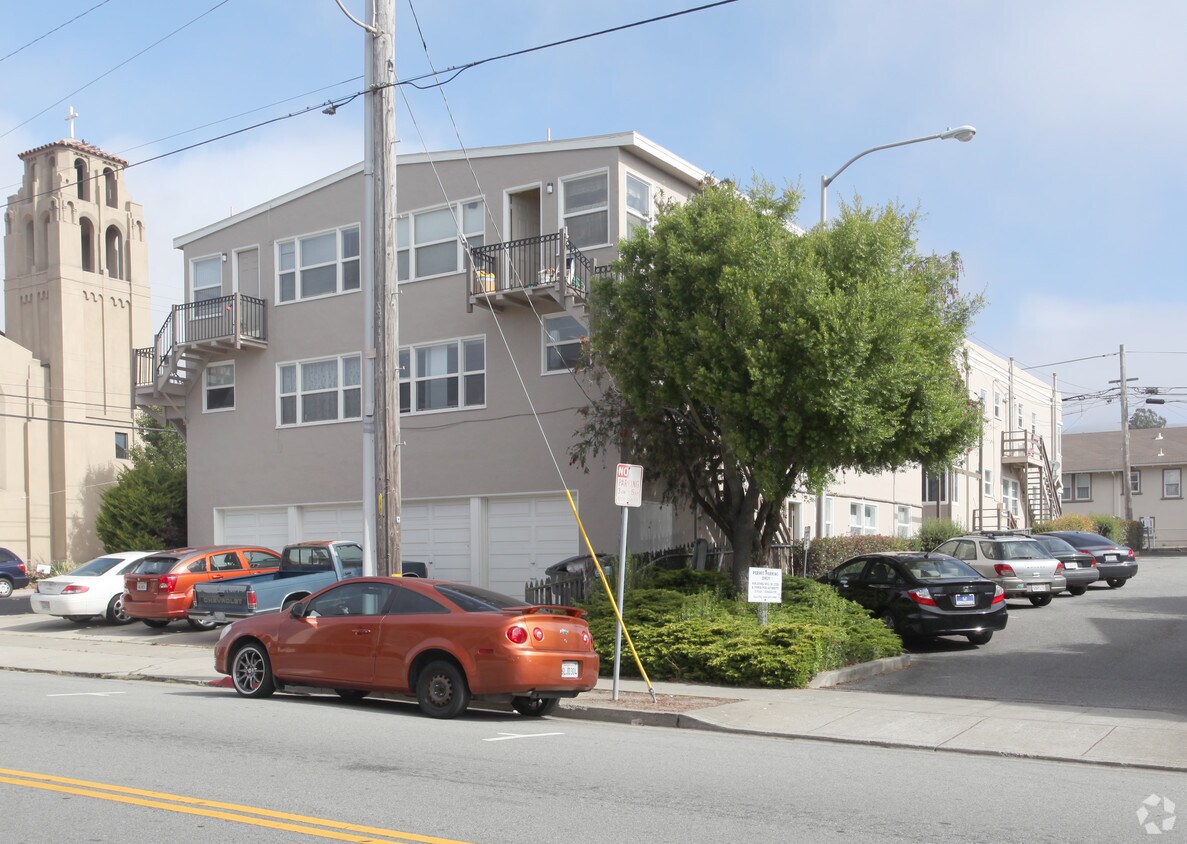 Foto del edificio - 404 Spruce Ave