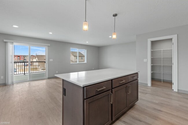 Building Photo - 3 br, 2 bath Duplex - 1504 Bell Street