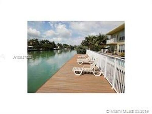 Building Photo - 350 S Shore Dr