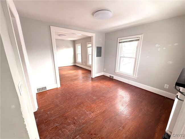 Foto del edificio - 90 Washington St