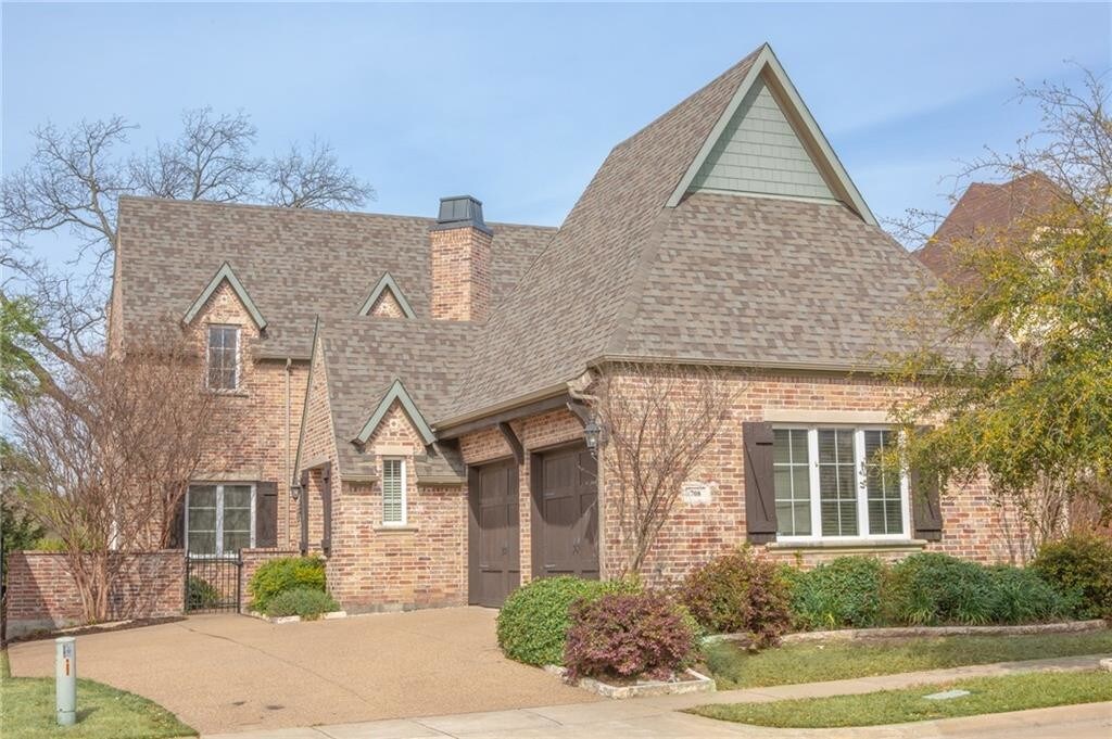 Primary Photo - 708 Chapel Hill Ln