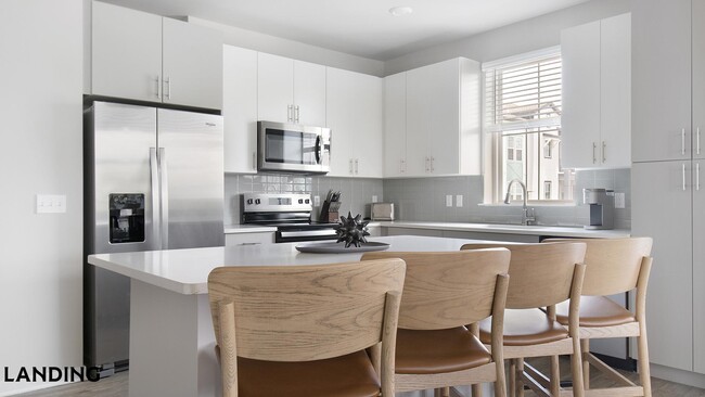 Building Photo - 4902 Cosmos Cir