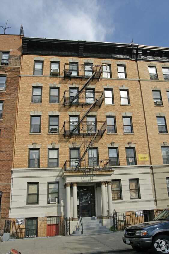 Building Photo - 363 Edgecombe Ave