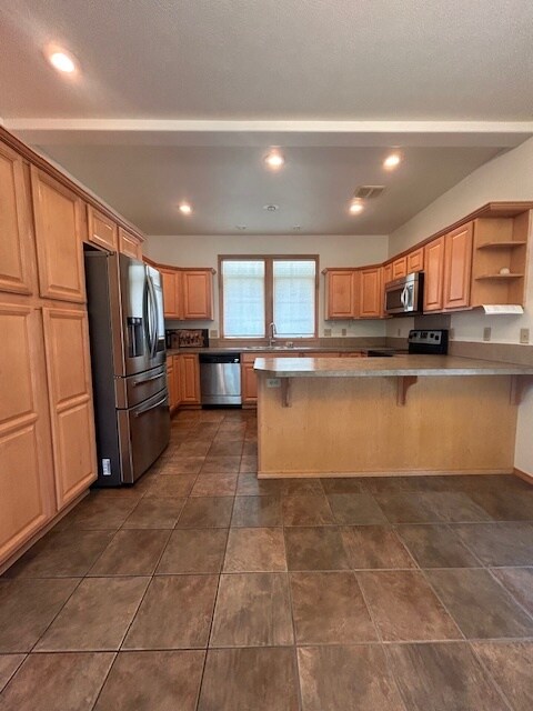 Foto del edificio - 112 W 16th Ave