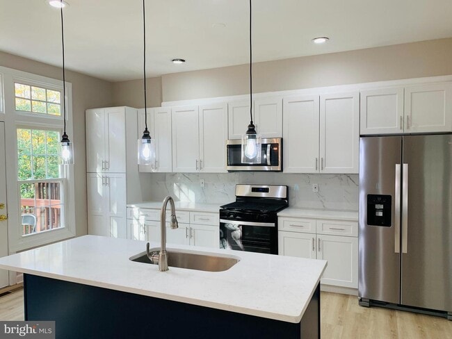 Building Photo - 6256 Levi Ct