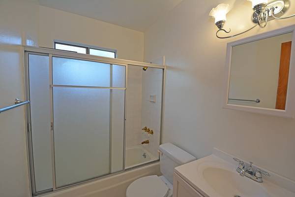 Foto del edificio - 8920 Haddon Ave