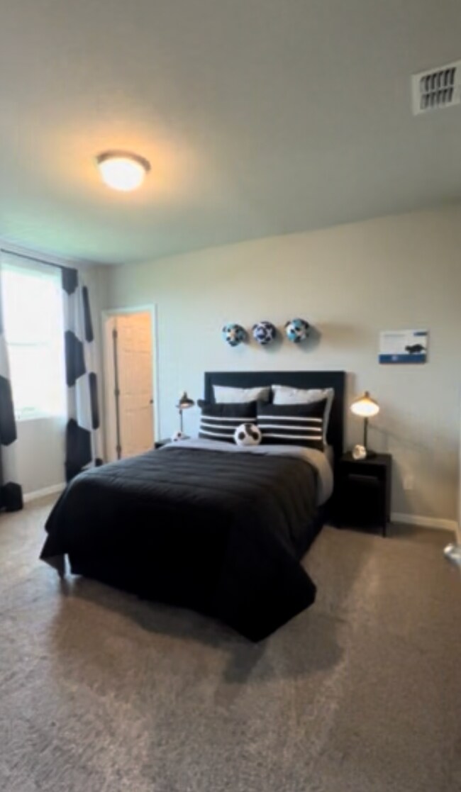 Foto del edificio - 105 Towns Cir