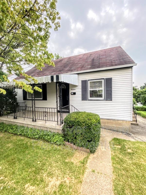 Primary Photo - 14 Butterfield Ave