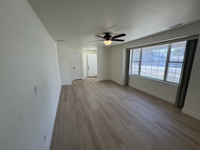 Foto del edificio - 267 S 300 E