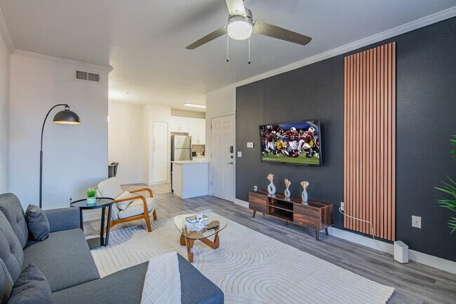 Foto del edificio - 7455 N 95th Ave